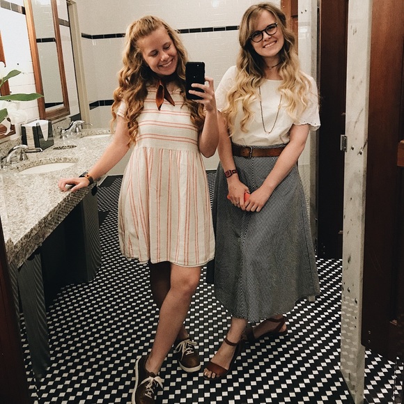 Meet your Posher, Payton - Picture 2 of 7